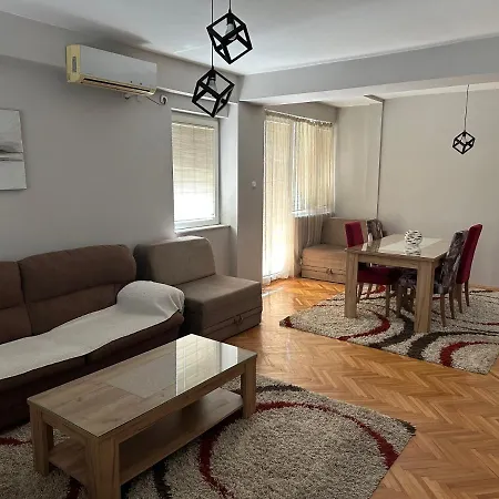 Dada Lux Apartment Куманово Екстериор снимка